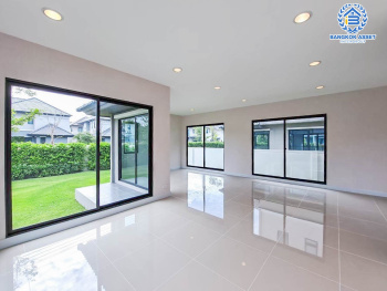 *****บ้านเดี่ยวมือสอง ย่านนนทบุรี ม.เพฟ ปิ่นเกล้า-ศาลายา หลังมุม เนื้อที่กว้างขวางมากถึง 71.8 ตร.ว. ฟังก์ชัน 5 ห้องนอน 3 ห้องน้ำ ที่จอดรถ 2 คัน บ้านสวย พร้อมเข้าอยู่ได้ทันที บนทำเลแห่งการเดินทาง เชื่อมต่อได้หลายเส้นทาง ใกล้รถไฟฟ้าสายสีแดงอ่อน "สถานีศาลายา"